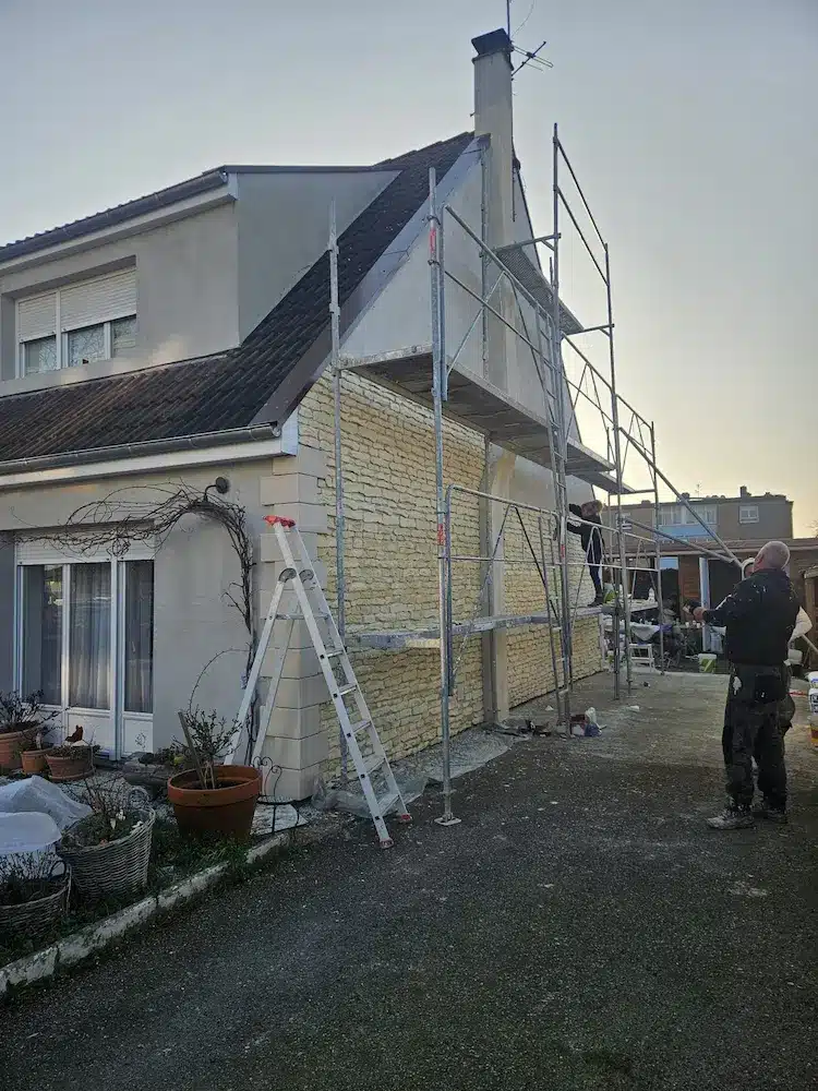 Isolation extérieure d'une maison individuelle à Colombelles (14)